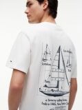 Άσπρο T-Shirt Σε Άνετη Γραμμή Με Σχέδιο Στην Πλάτη  Άνδρες