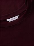 Κόκκινο Ριμπ T-Shirt Σε Slim Γραμμή Με Κεντητό Σημαιάκι  Γυναίκες
