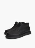 Black Leather Flag Plaque Chukka Boots  Men