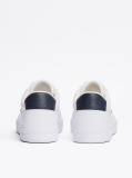 Άσπρο Essential Δερμάτινα Sneakers  Γυναίκες