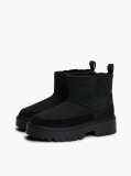 Black Leather Cleat Pull-On Snow Boots  Women