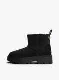 Black Leather Cleat Pull-On Snow Boots  Women