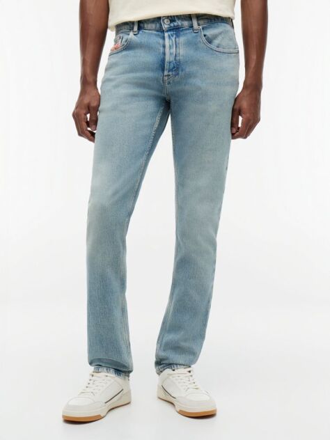 Denim Scanton Vintage Τζιν Με Ξεθωριασμένο Εφέ Σε Στενή Γραμμή  Άνδρες