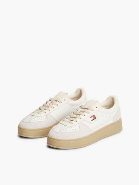 Άσπρο The Greenwich Δερμάτινα Sneakers Με Chunky Σόλα  Γυναίκες