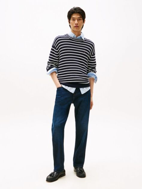 Blue These jeans have a classic straight-leg shape and feature subtle fading on the thighs for a lived-in appearance.  Men