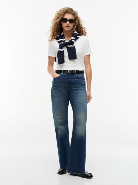 Μπεζ T-Shirt Με Λαιμόκοψη V Και Slim Γραμμή  Γυναίκες