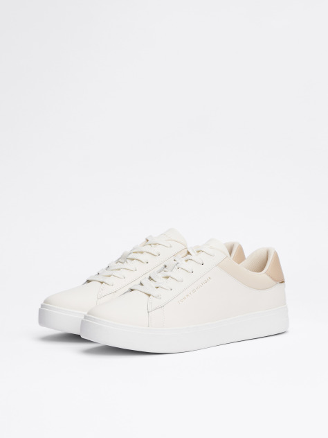 Μπεζ Essential Δερμάτινα Sneakers Με Μεταλλικές Λεπτομέρειες  Γυναίκες
