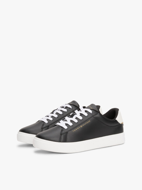 Μαύρο Essential Δερμάτινα Sneakers Με Μεταλλικές Λεπτομέρειες  Γυναίκες