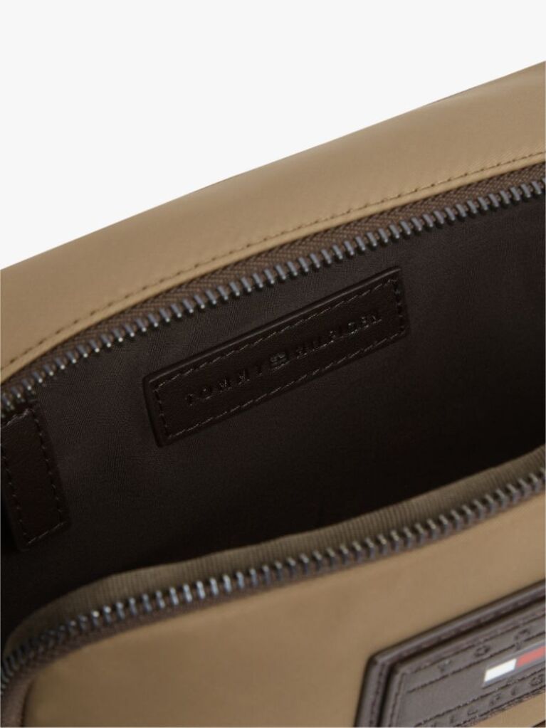 Brown Heritage Colour-Blocked Crossbody Camera Bag  Men