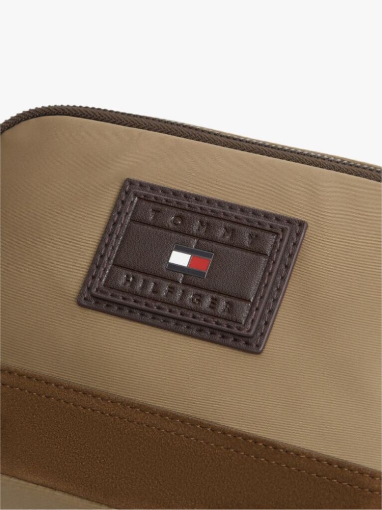 Brown Heritage Colour-Blocked Crossbody Camera Bag  Men