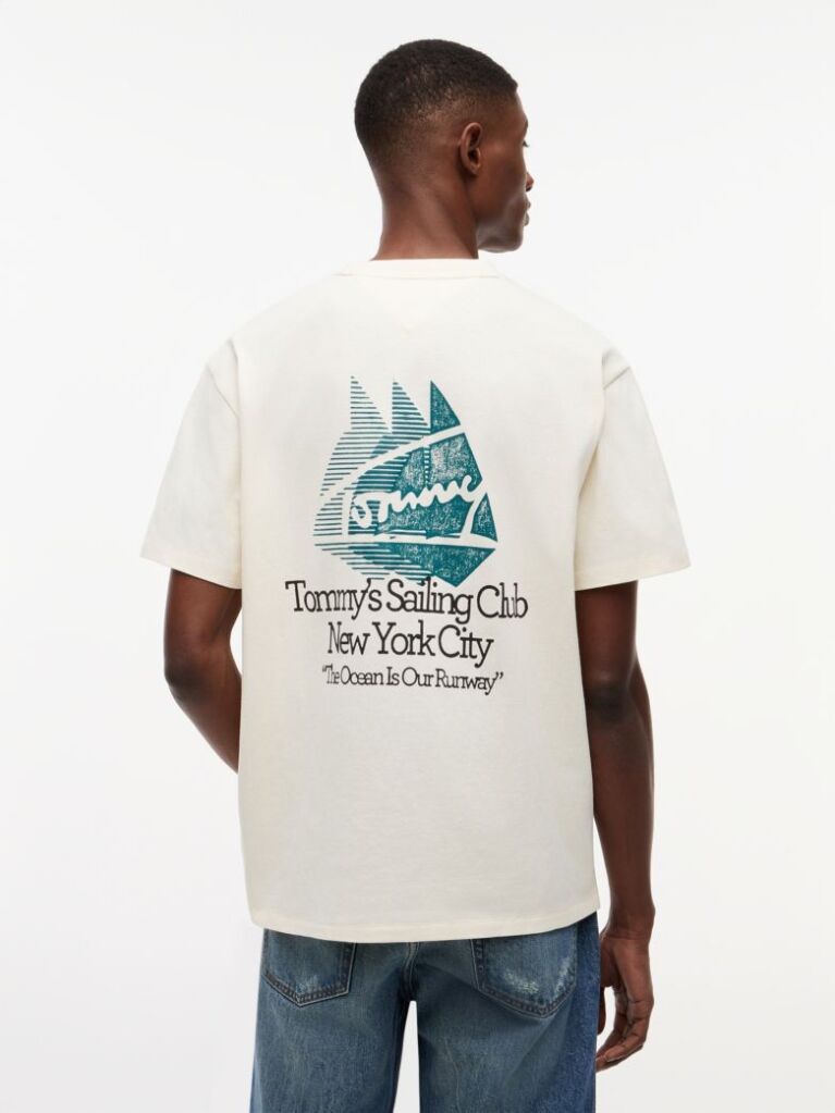 Μπεζ T-Shirt Σε Άνετη Γραμμή Με Σχέδιο Στην Πλάτη  Άνδρες