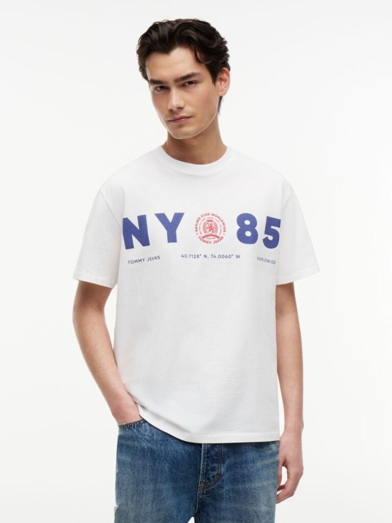 Άσπρο T-Shirt Σε Άνετη Γραμμή Με Λογότυπο Στην Πλάτη  Άνδρες