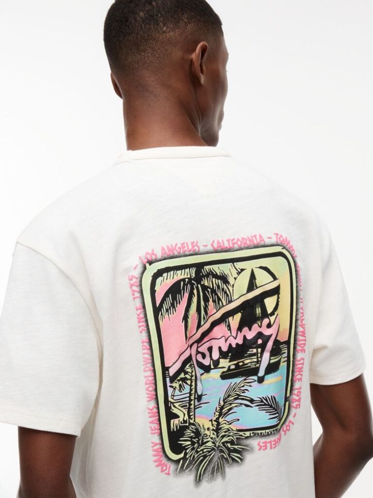 Άσπρο T-Shirt Σε Άνετη Γραμμή Με Υφή Και Σχέδιο Στην Πλάτη  Άνδρες