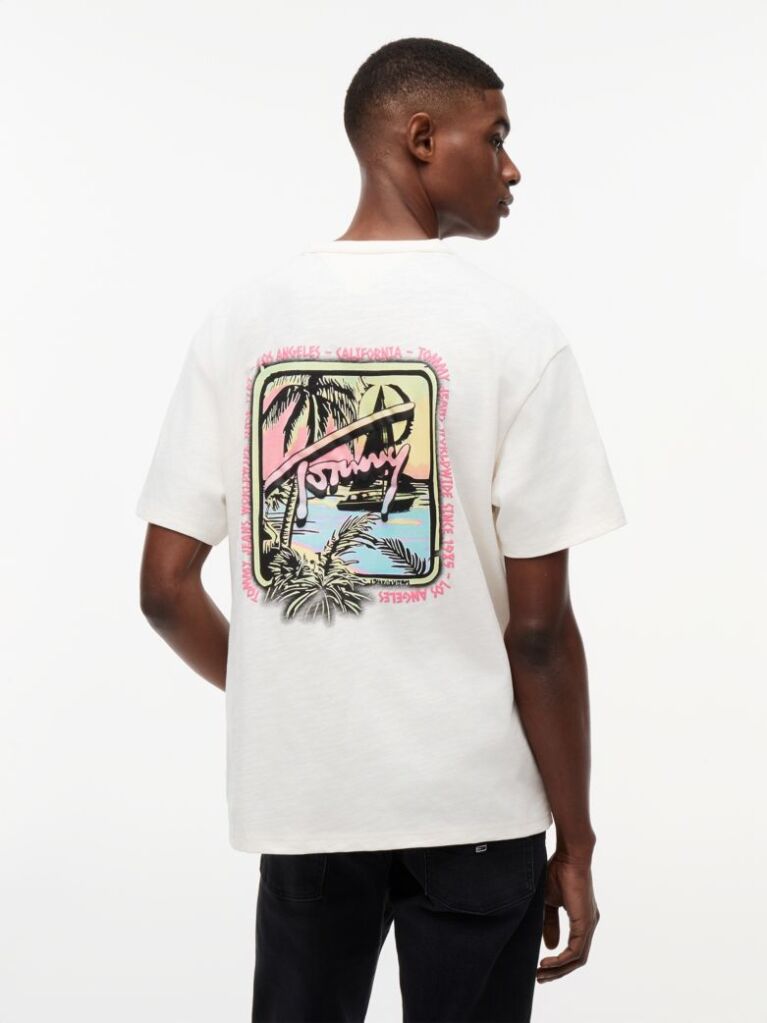Άσπρο T-Shirt Σε Άνετη Γραμμή Με Υφή Και Σχέδιο Στην Πλάτη  Άνδρες