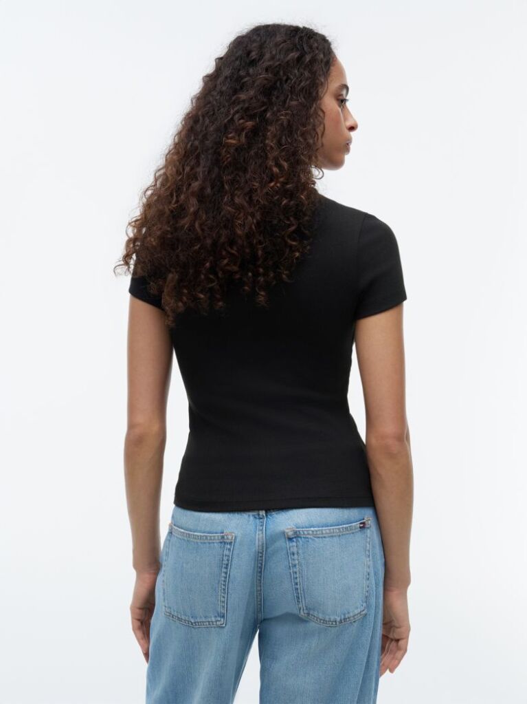 Μαύρο Κοντομάνικο T-Shirt Ριμπ Σε Slim Γραμμή  Γυναίκες
