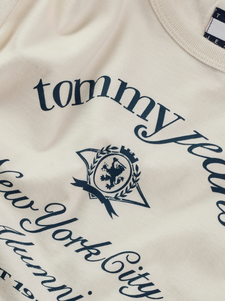 Άσπρο T- Shirt Με NYC Λογότυπο Σε Slim Γραμμή  Γυναίκες