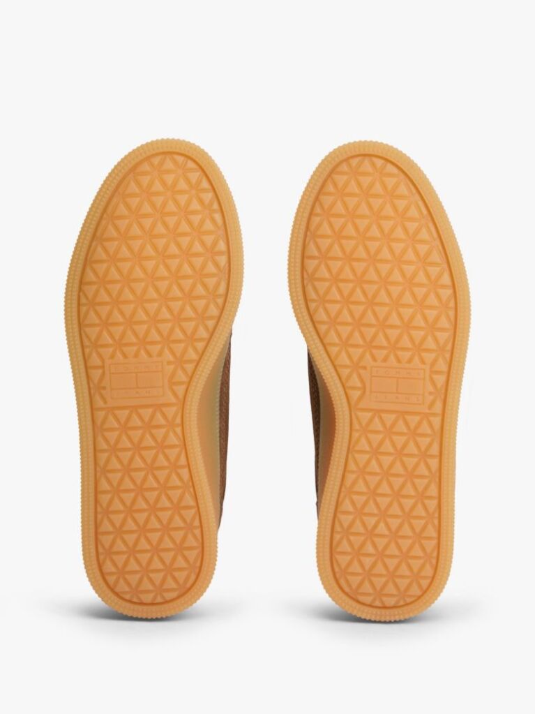 Καφέ The Greenwich Σουέτ Sneakers  Γυναίκες