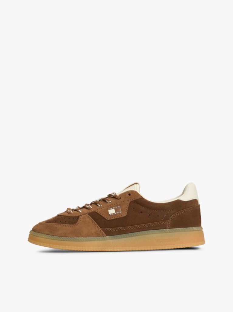 Καφέ The Greenwich Σουέτ Sneakers  Γυναίκες
