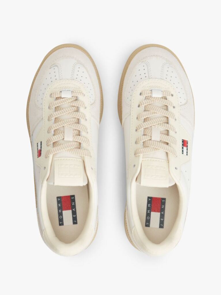 Άσπρο The Greenwich Δερμάτινα Sneakers Με Chunky Σόλα  Γυναίκες