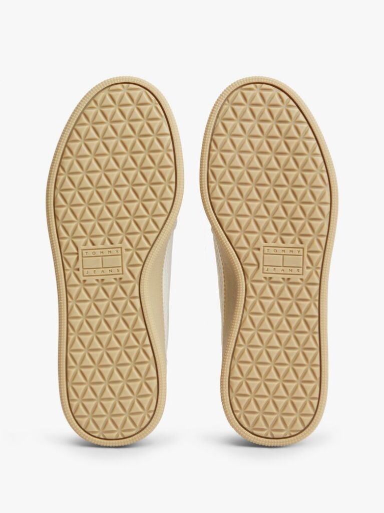 Άσπρο The Greenwich Δερμάτινα Sneakers Με Chunky Σόλα  Γυναίκες