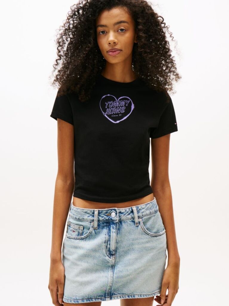 Μαύρο T-Shirt Σε Slim Γραμμή  Γυναίκες