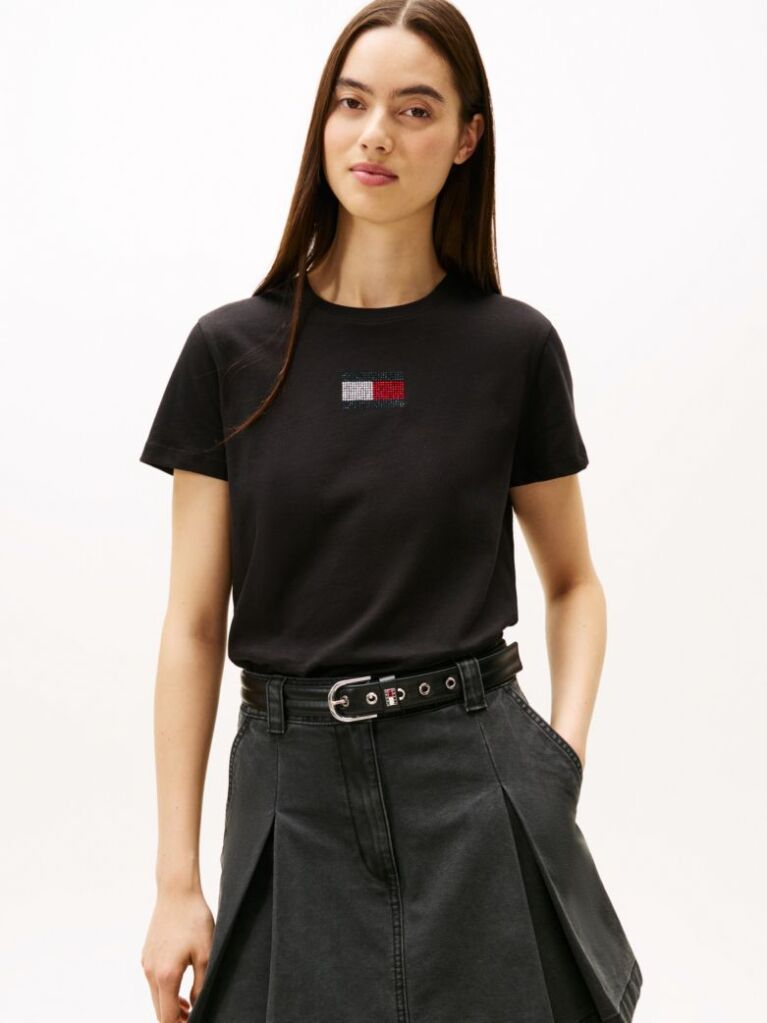 Μαύρο T-Shirt Με Σημαία Και Κλασική Λαιμόκοψη  Γυναίκες