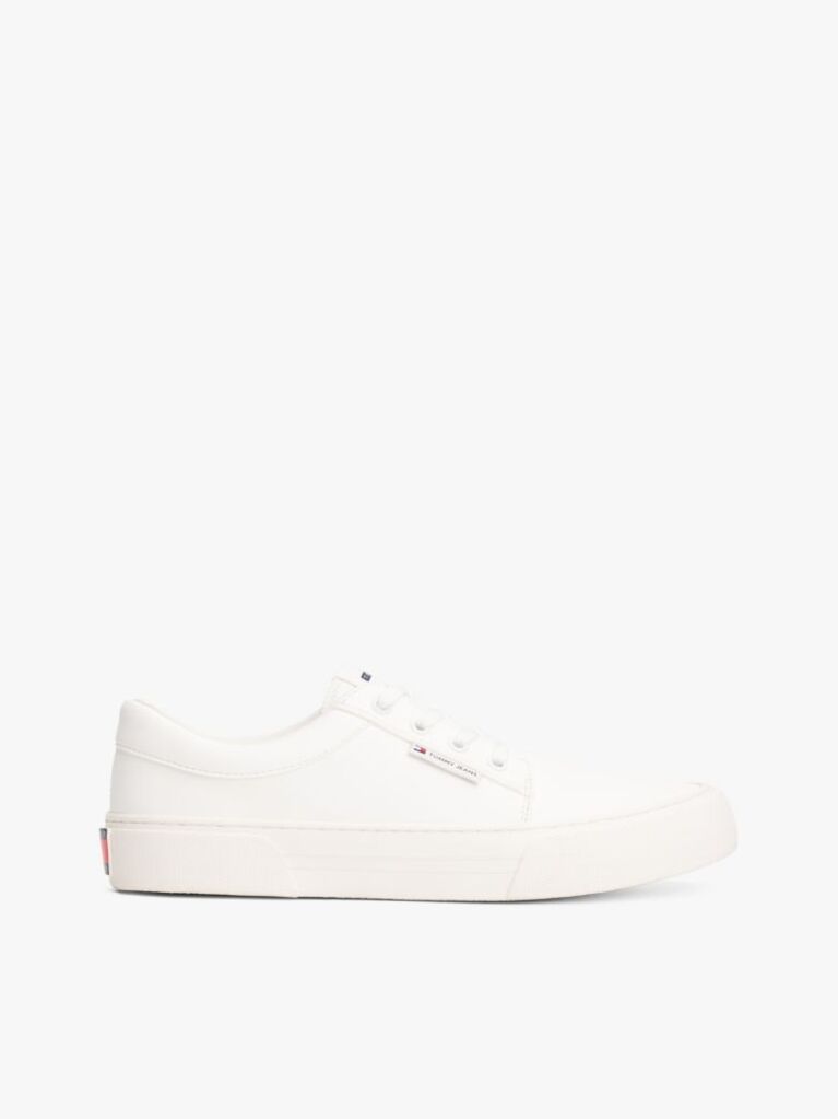 White Essential Flatform Skate Trainers  Men