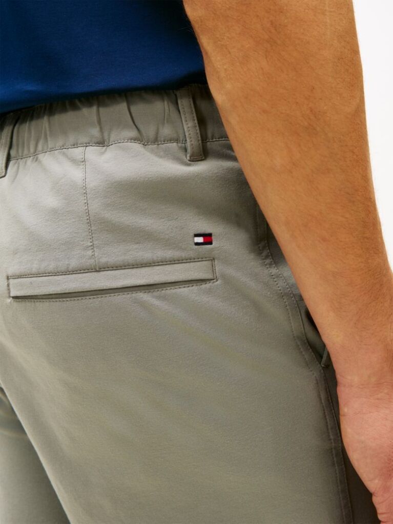 Γκρι Dover Chino Βερμούδα Με Κεντητό Σημαιάκι  Άνδρες