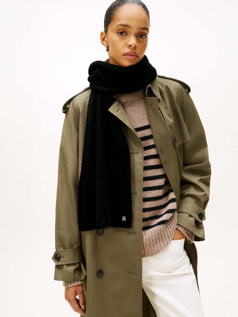 Black Chic Cable Knit Fluffy Scarf  Women