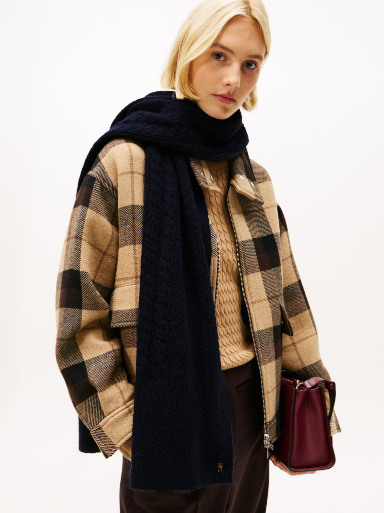Μπλε Chic Fluffy Κασκόλ Με Cable Πλέξη  Γυναίκες