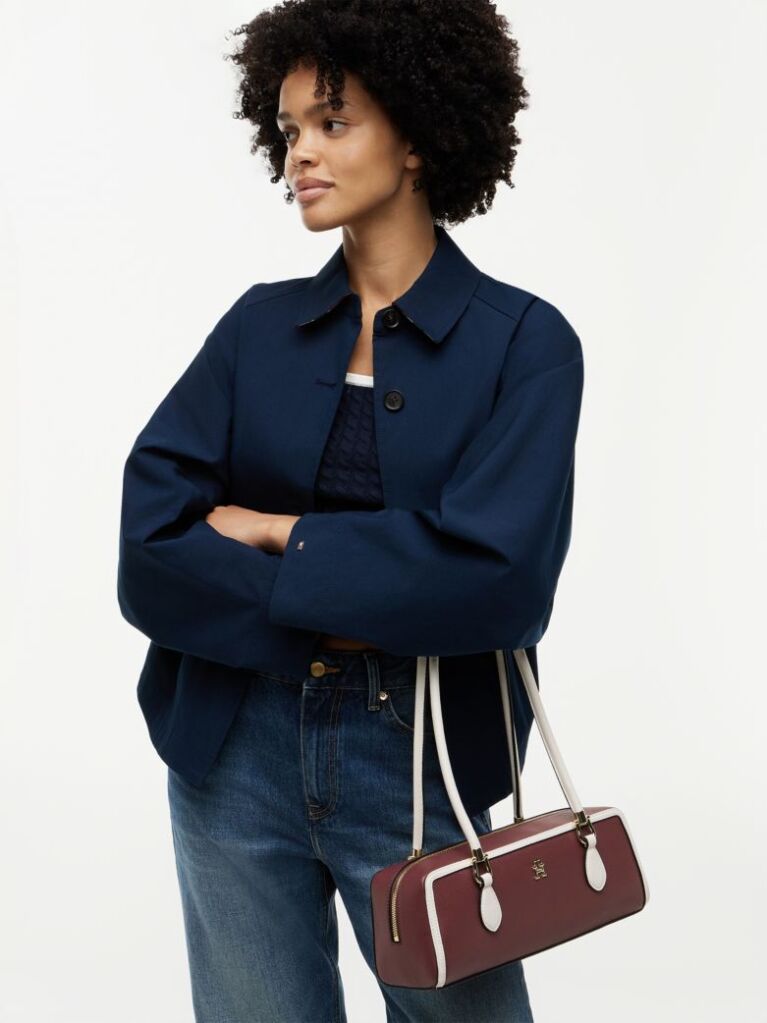 Red Colour-Blocked Rectangular Shoulder Bag  Women