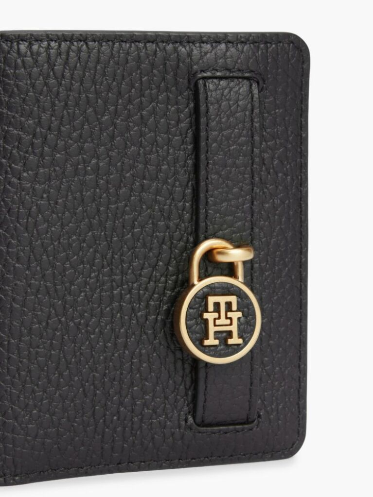 Black The American Icon Leather Bifold Wallet  Women
