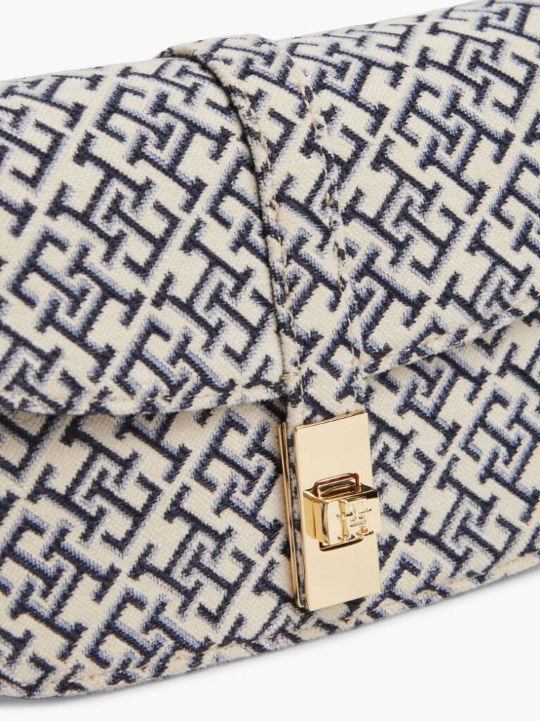 Blue Heritage Jacquard Chain Strap Crossbody Bag  Women