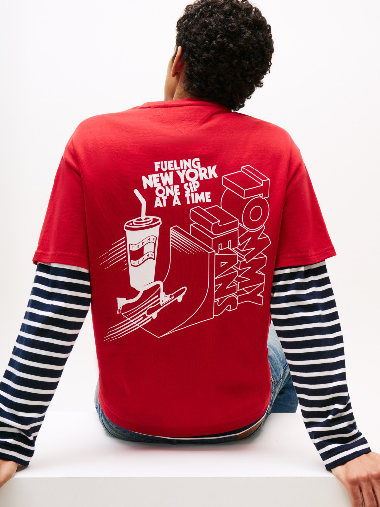 Red Back Logo Graphic Relaxed T-Shirt  Men