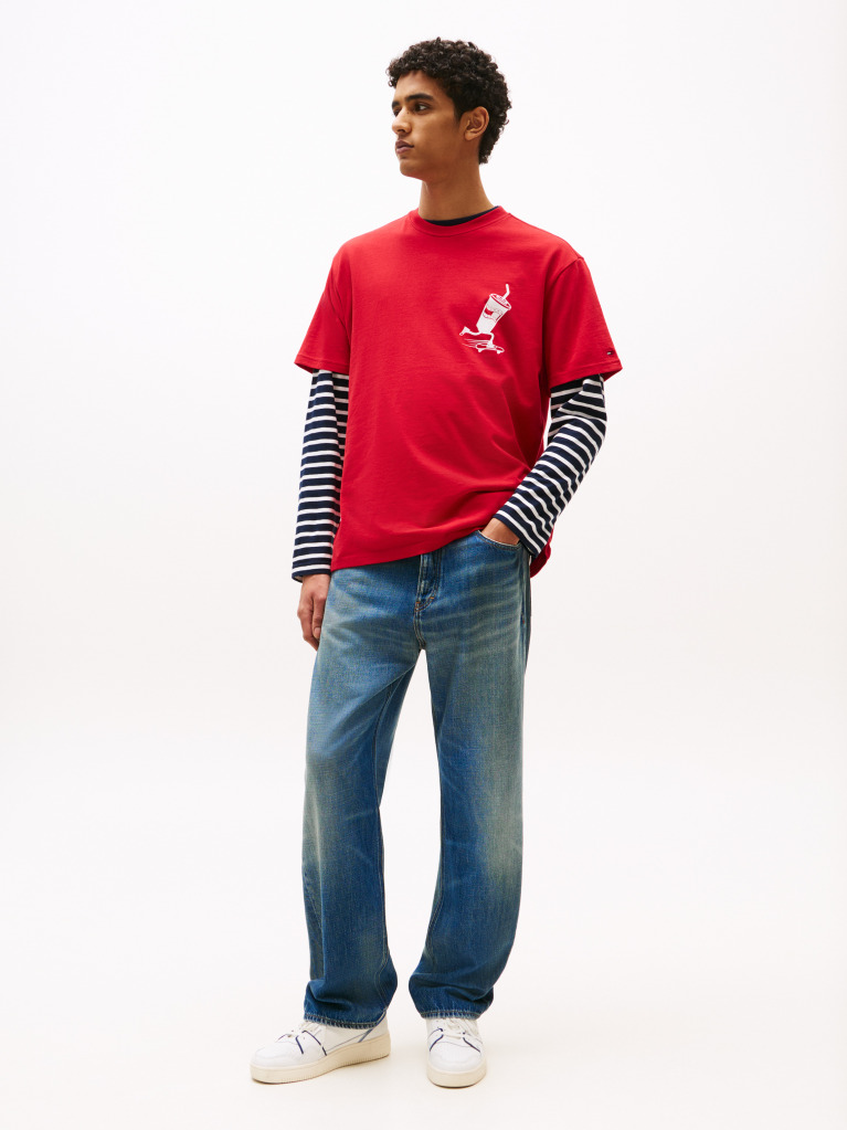 Red Back Logo Graphic Relaxed T-Shirt  Men