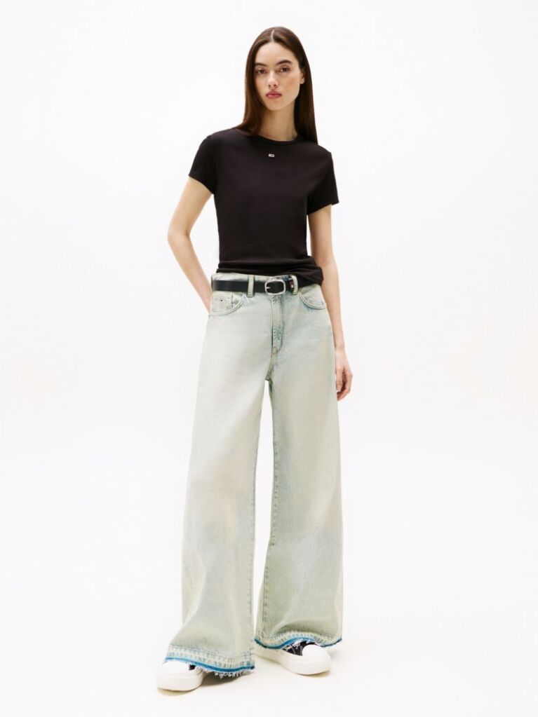 Μαύρο Essential Ριμπ T-Shirt Σε Slim Γραμμή  Γυναίκες