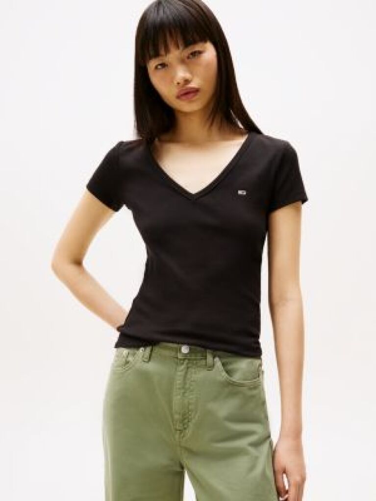 Μαύρο Essential T-Shirt Σε Slim Γραμμή Με V  Γυναίκες