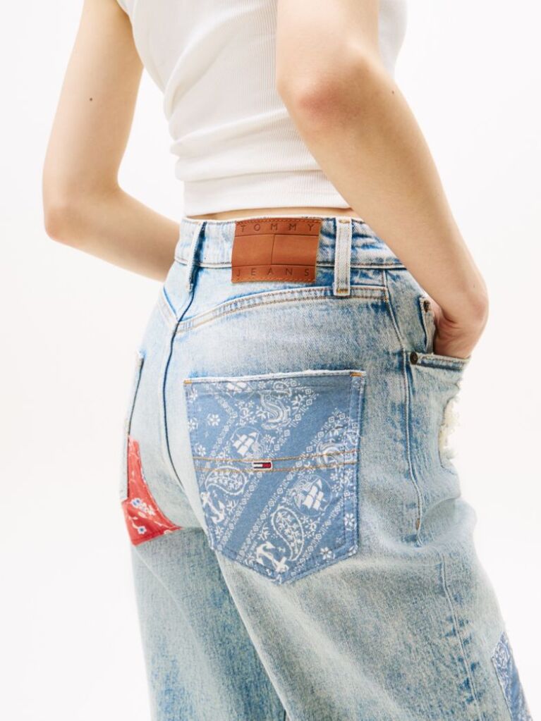 Denim Patchwork Ψηλόμεσο Τζιν Σε Slim Ίσια Γραμμή  Γυναίκες