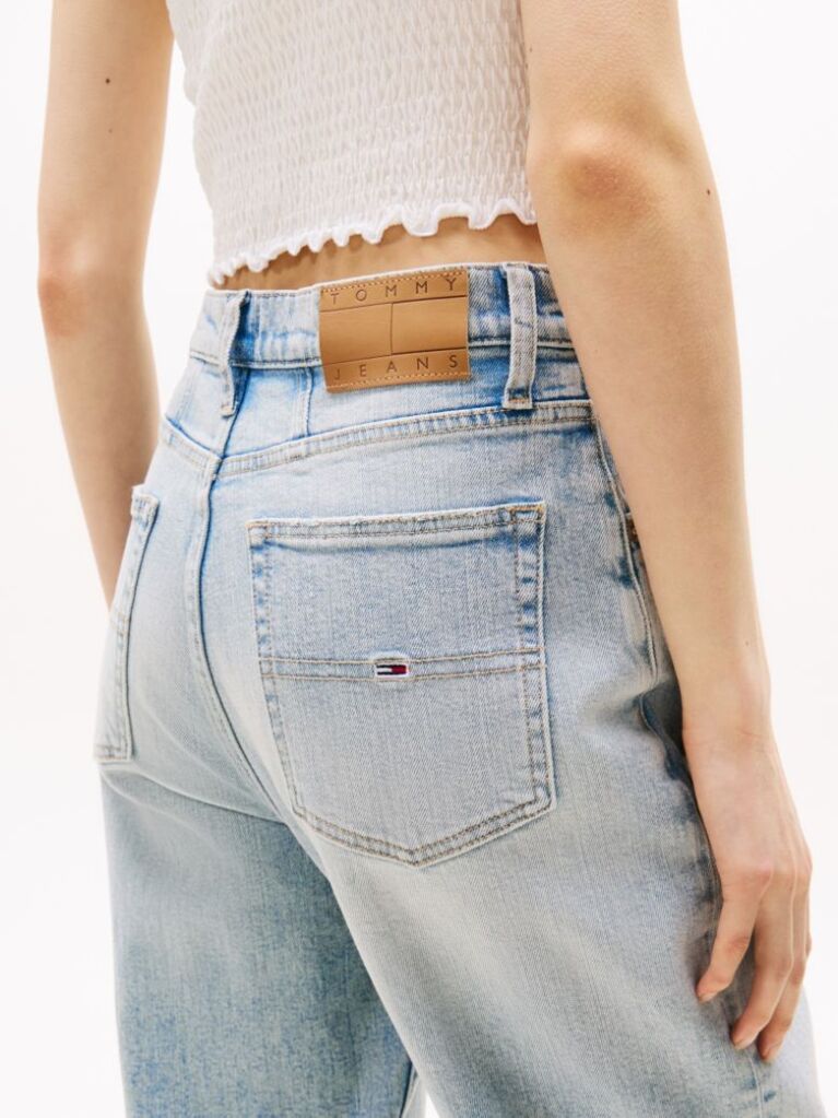 Denim Ψηλόμεσο Mom Τζιν Σε Tapered Γραμμή  Γυναίκες