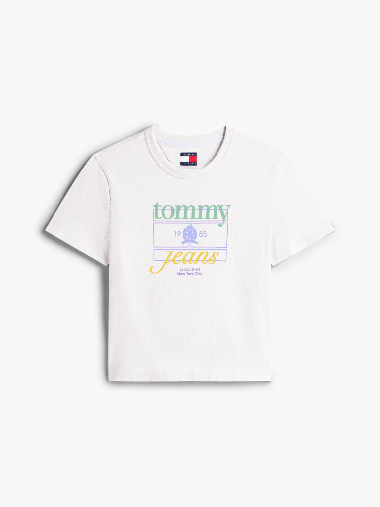 Μπεζ Crest Flag Κοντομάνικο T-Shirt Σε Κανονική Γραμμή  Γυναίκες