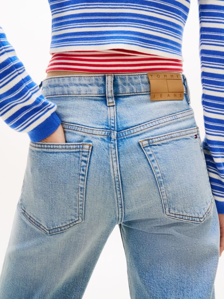 Denim Τζιν Σε Slim Ίσια Γραμμή Με Κανονική Μέση  Γυναίκες