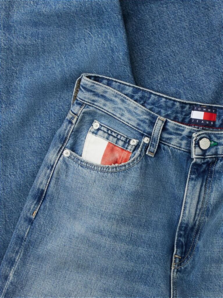 Denim Ψηλόμεσο Τζιμ Mom Σε Tapered Γραμμή  Γυναίκες