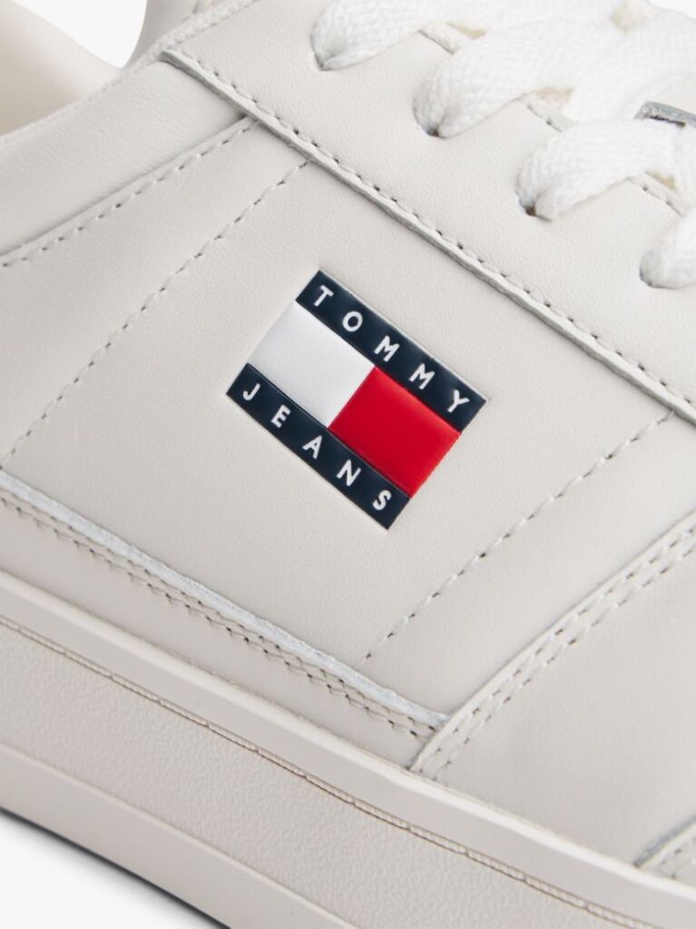 Beige The Greenwich Essential Leather Trainers  Men