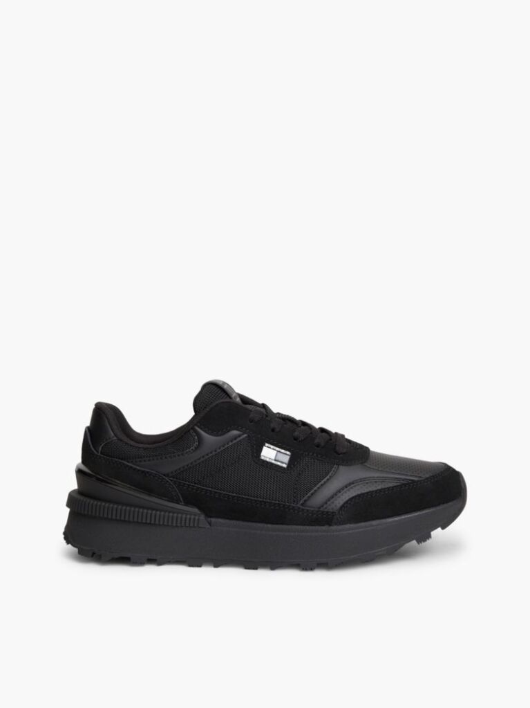 Black Colour-Blocked Mixed Texture Cleat Sneakers  Men