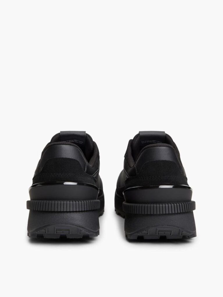 Black Colour-Blocked Mixed Texture Cleat Sneakers  Men