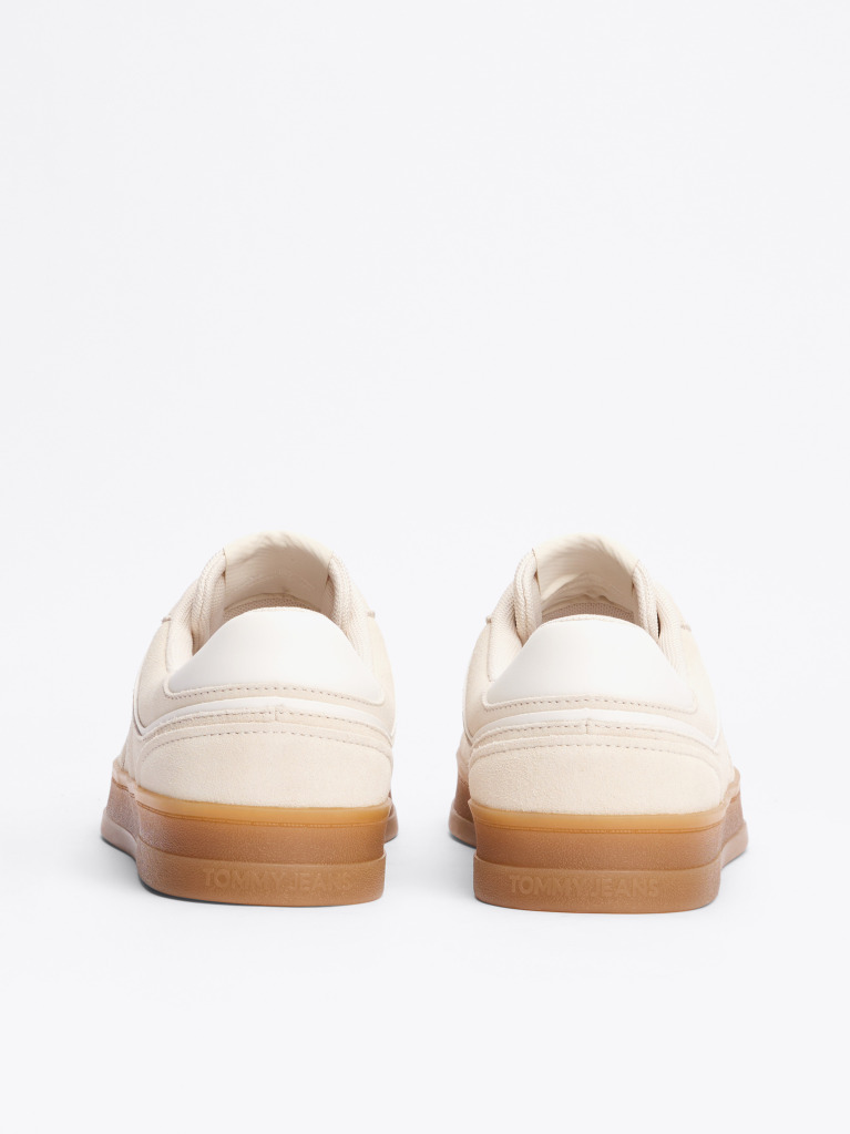Μπεζ The Greenwich Σουέτ Sneakers  Γυναίκες