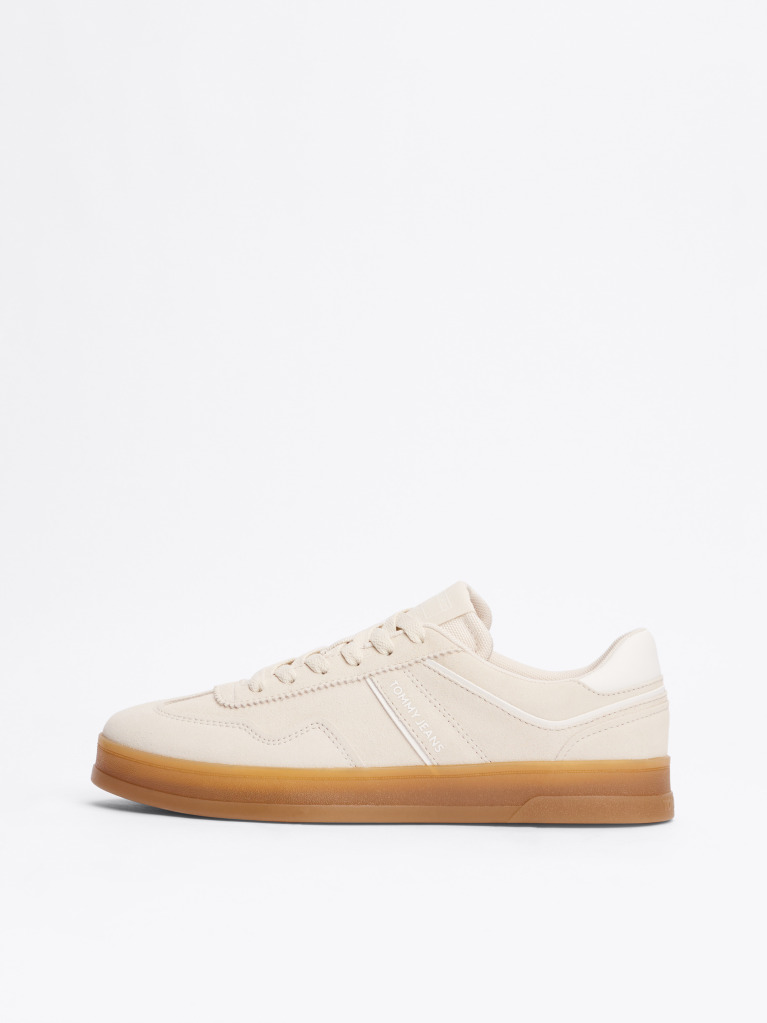Μπεζ The Greenwich Σουέτ Sneakers  Γυναίκες