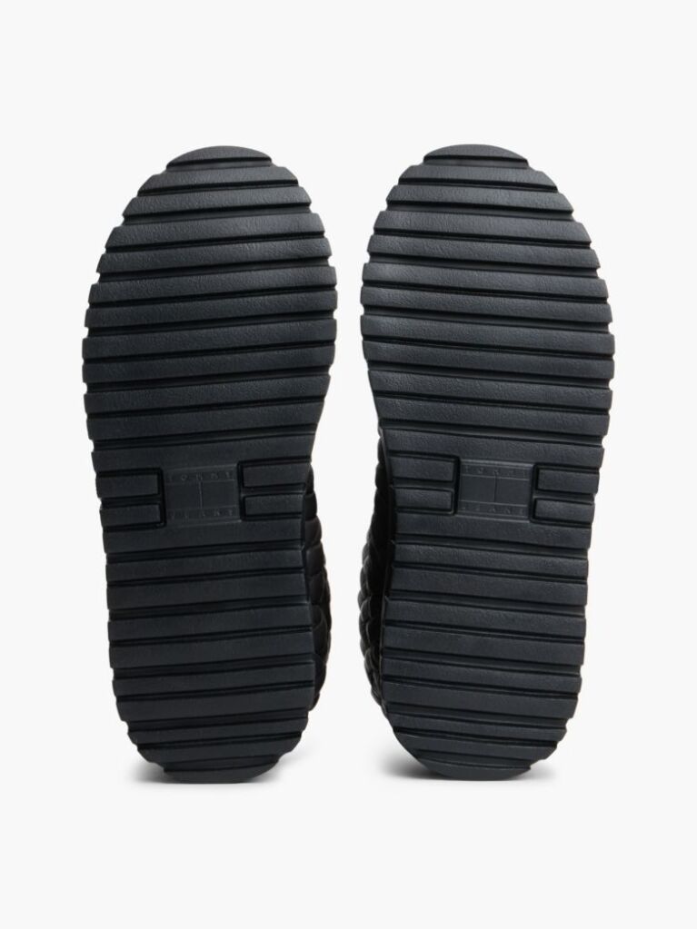 Black Warm Lined Quilted Snow Boots  Women