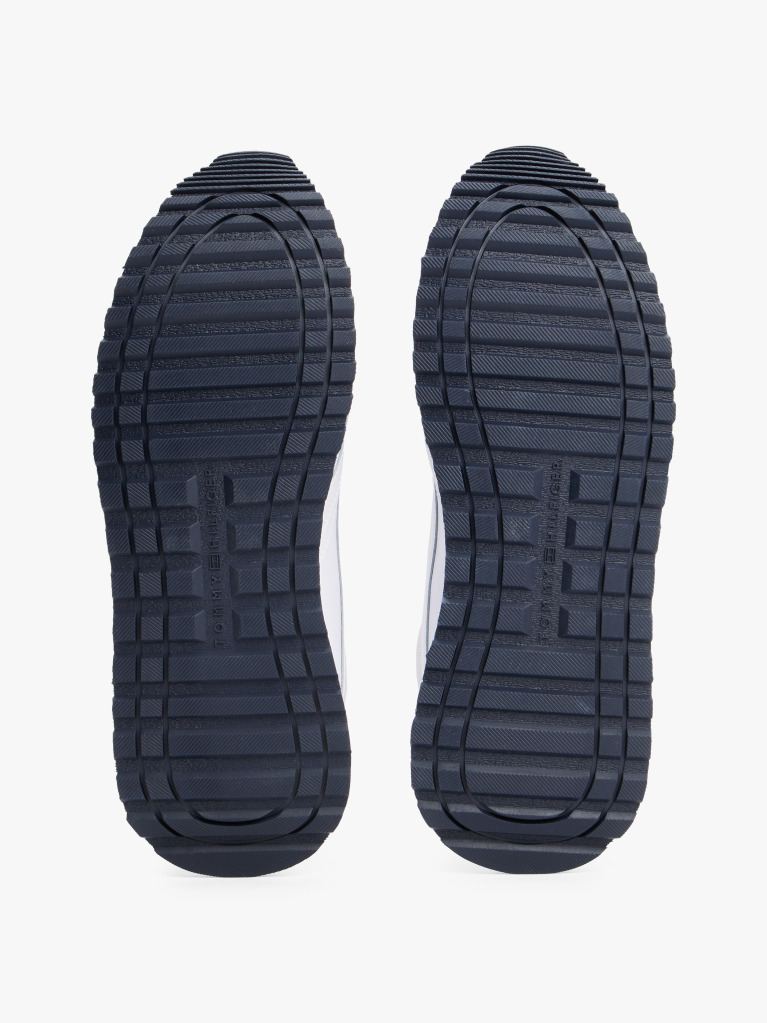 White Contrast Heel Logo Cleat Trainers  Men