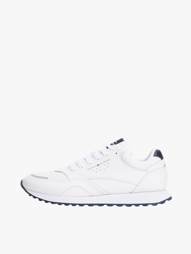 White Contrast Heel Logo Cleat Trainers  Men